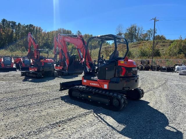 Image of Kubota KX057-5 equipment image 3