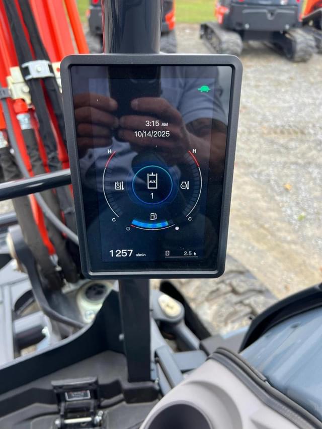 Image of Kubota KX057-5 equipment image 2