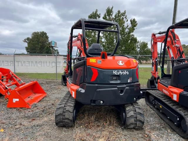 Image of Kubota KX057-5 equipment image 4