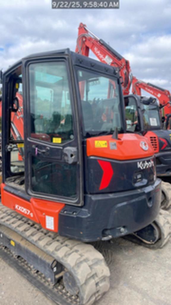 Image of Kubota KX057-5 equipment image 3