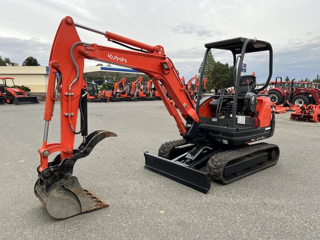 Image of Kubota KX71-3 equipment image 1