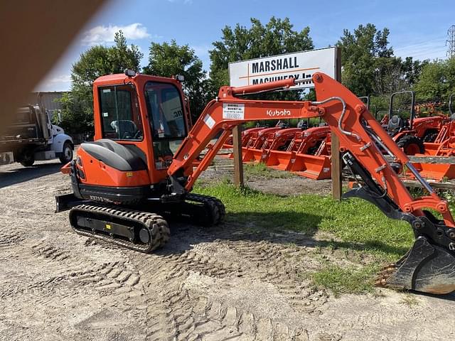 Image of Kubota KX71-3 equipment image 2