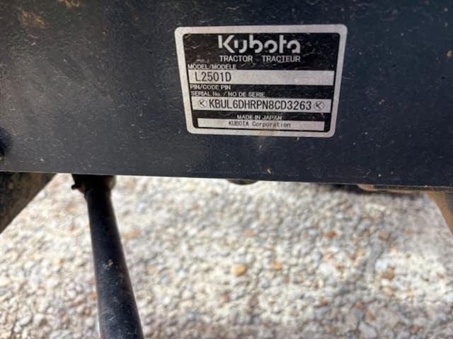 Image of Kubota L2501 equipment image 4