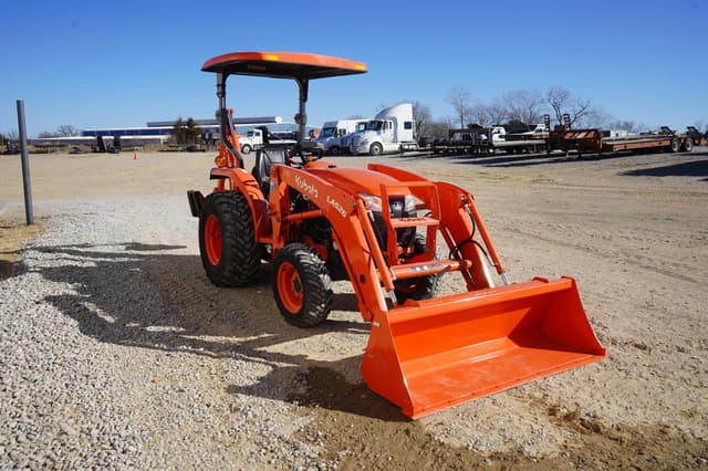 Image of Kubota L2501 equipment image 4
