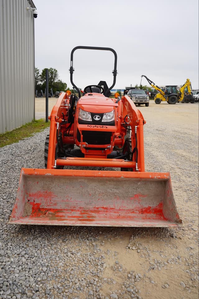 Image of Kubota L2501D equipment image 2