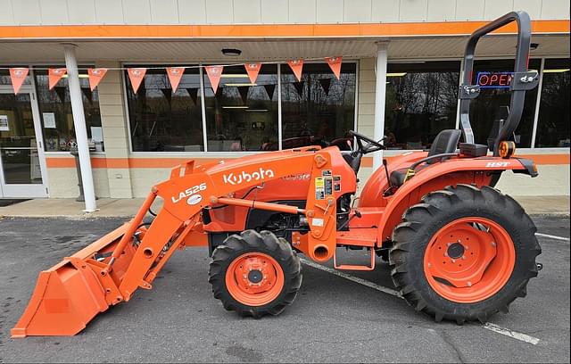 Image of Kubota L2501HST equipment image 1