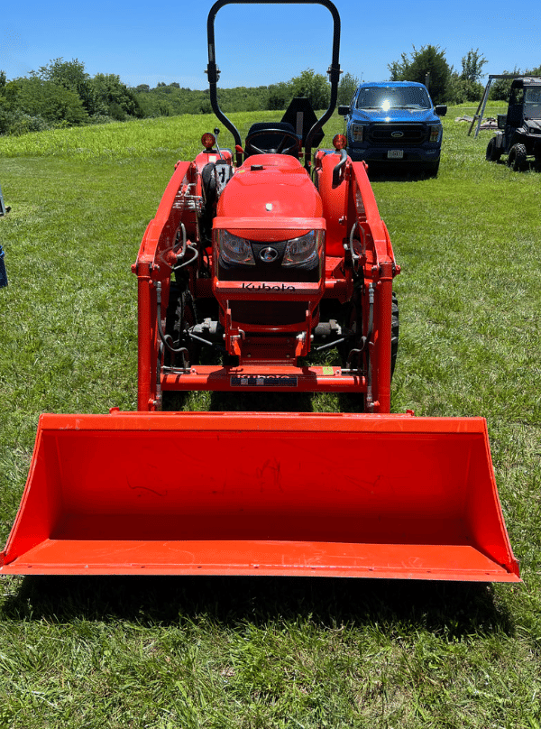 Image of Kubota L2501HST equipment image 3