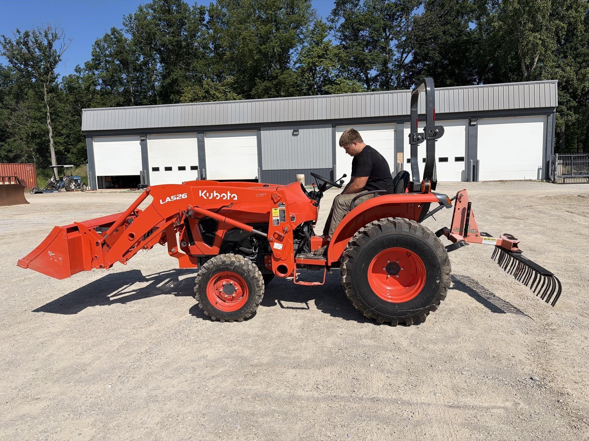 2023 Kubota L2502 Equipment Image0