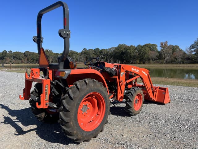 Image of Kubota L2502DT equipment image 3