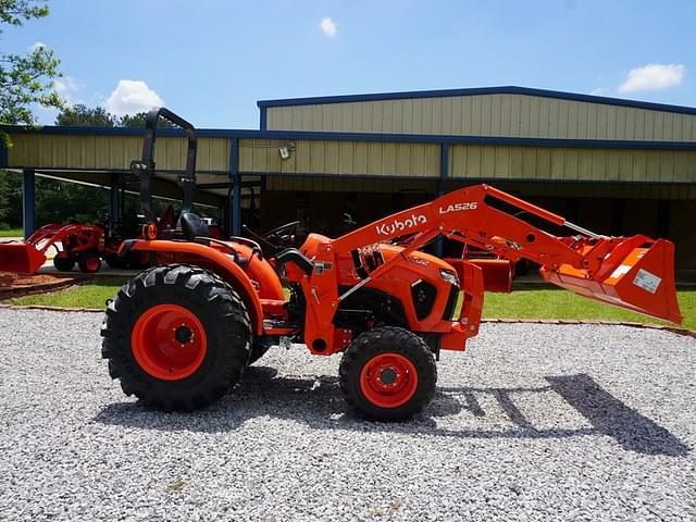 Image of Kubota L2502DT equipment image 1