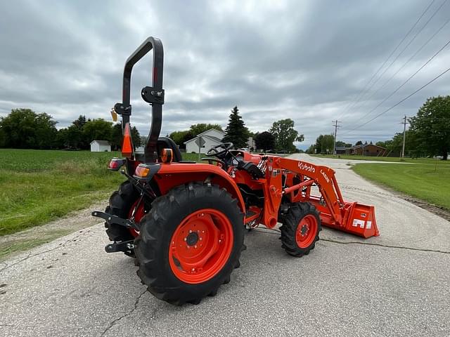 Image of Kubota L2502HST equipment image 4