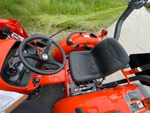 Image of Kubota L2502HST equipment image 2