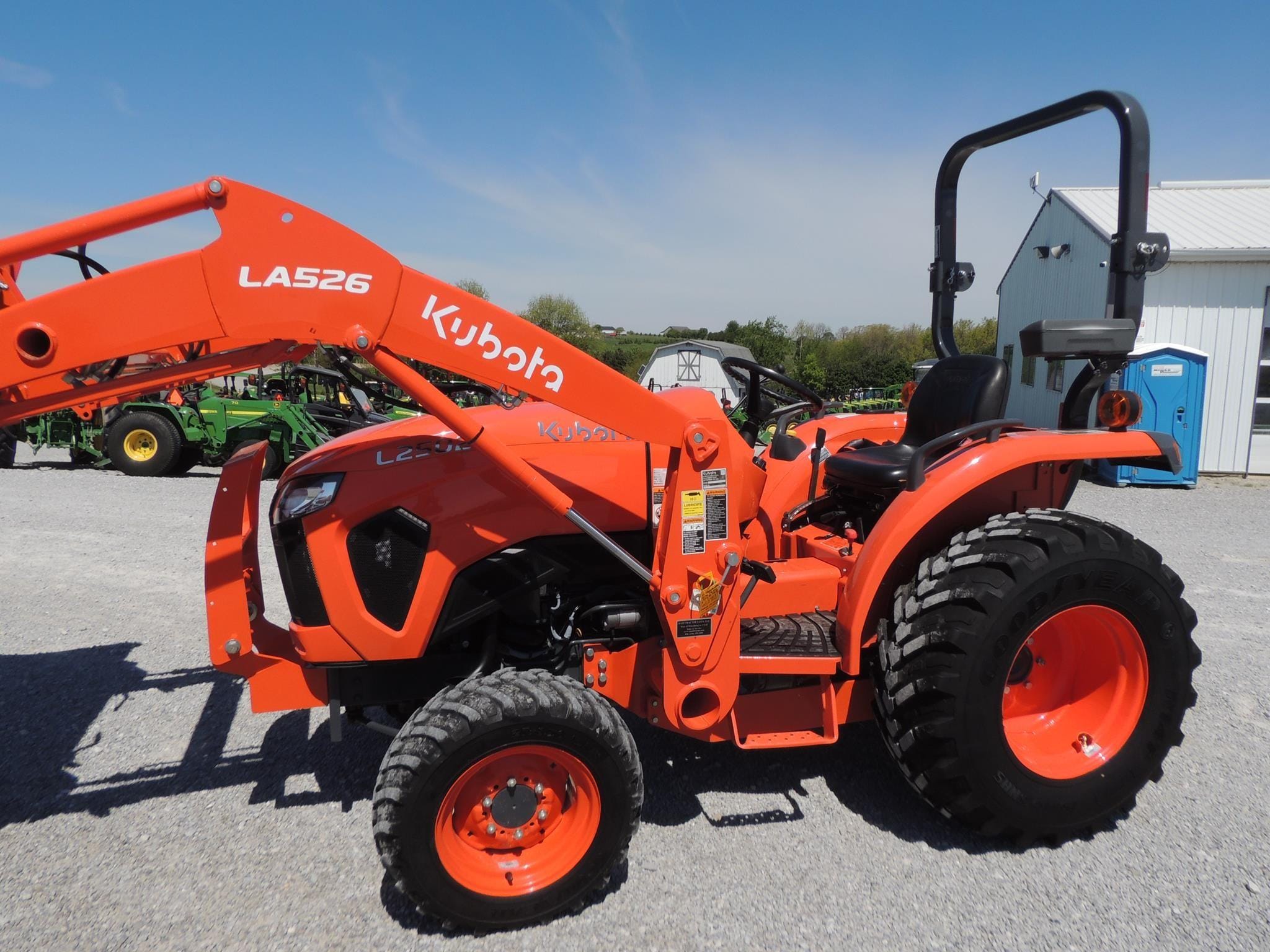 2023 Kubota L2502HST Equipment Image0