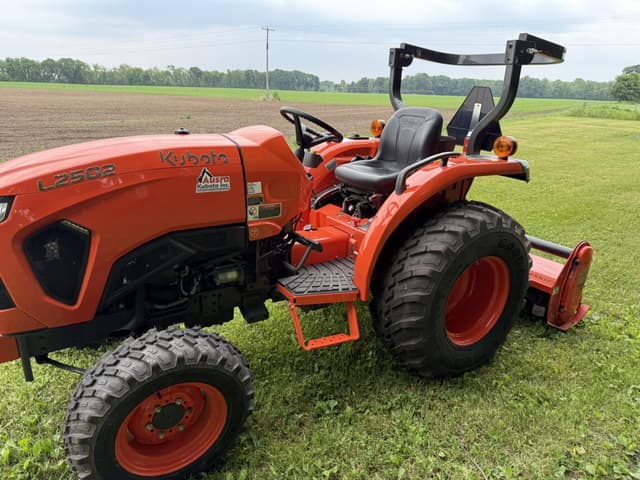 Image of Kubota L2502HST equipment image 1