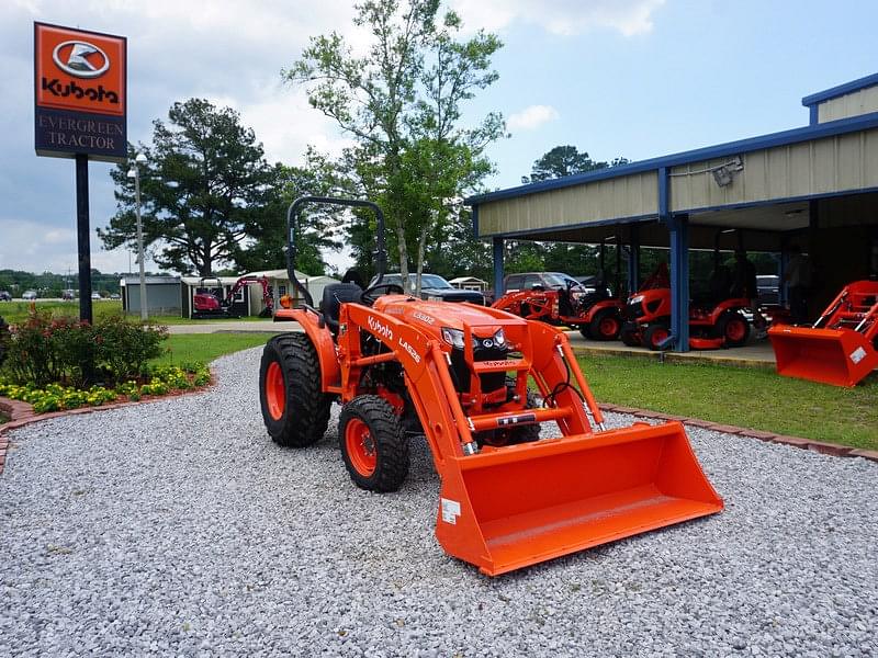 Image of Kubota L3302DT Primary image