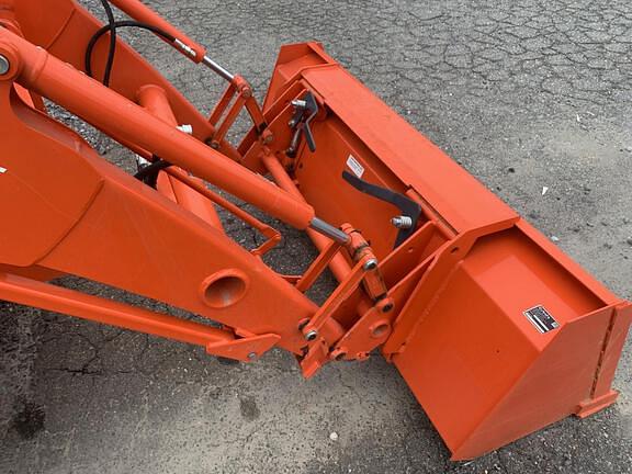 Image of Kubota L3560 equipment image 3