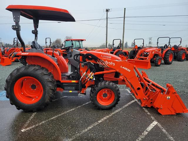 Image of Kubota L3560HST-LE equipment image 2