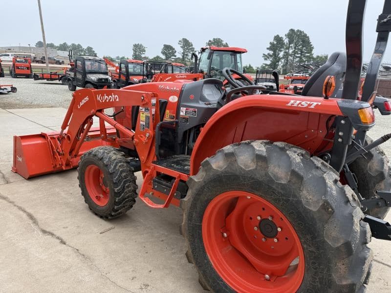 Image of Kubota L3560 Primary image