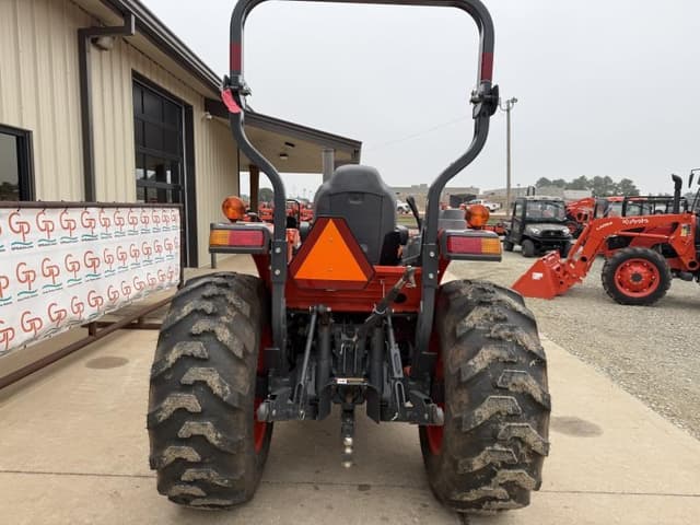 Image of Kubota L3560 equipment image 3
