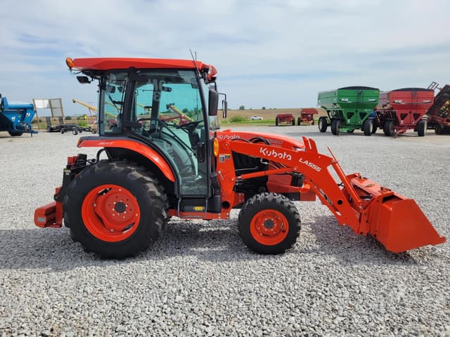Image of Kubota L3560HSTC-LE equipment image 2