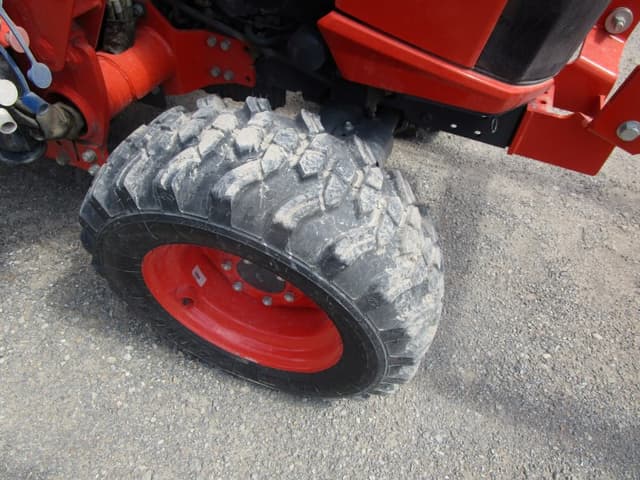 Image of Kubota L3560HSTC-LE equipment image 2