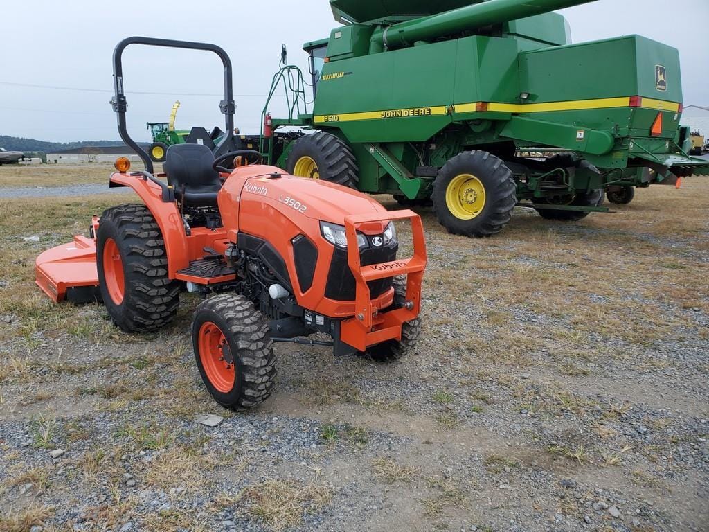 Main image Kubota L3902