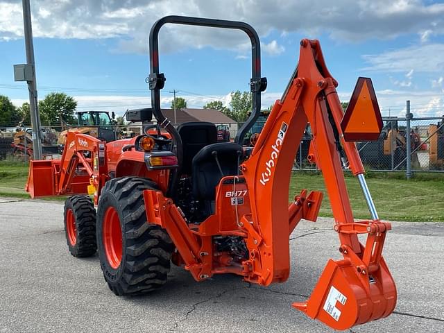 Image of Kubota L3902HST equipment image 1