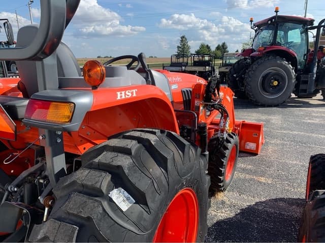 Image of Kubota L4060HST equipment image 2
