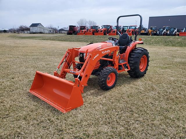 Image of Kubota L4060HST-LE equipment image 1