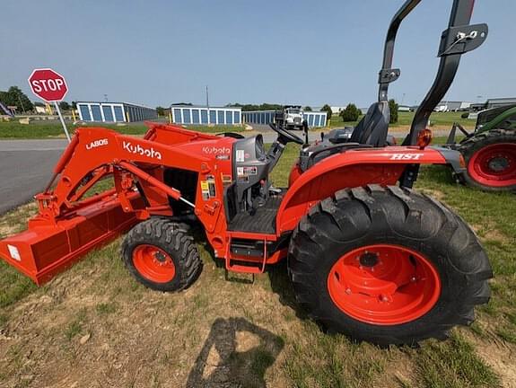 Image of Kubota L4060HST-LE equipment image 2