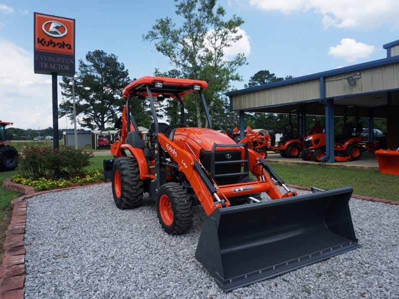 2023 Kubota L47 Equipment Image0