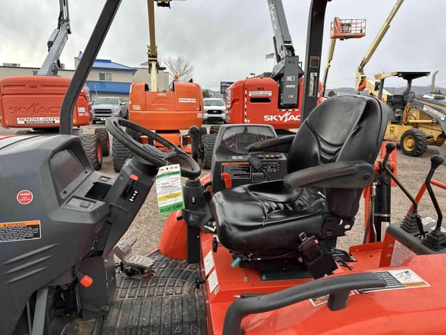 Image of Kubota L47 equipment image 4