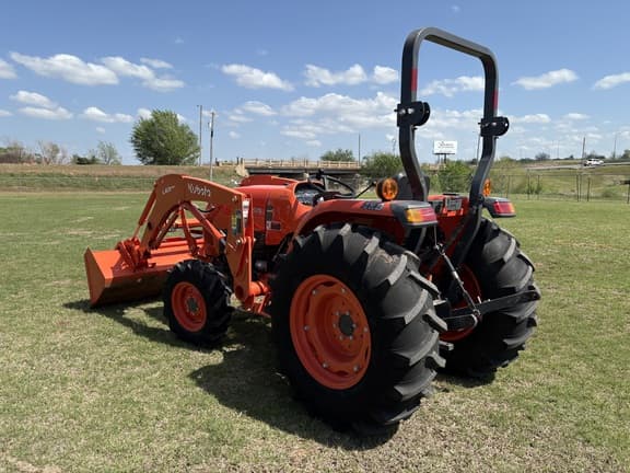 Image of Kubota L4701 equipment image 1