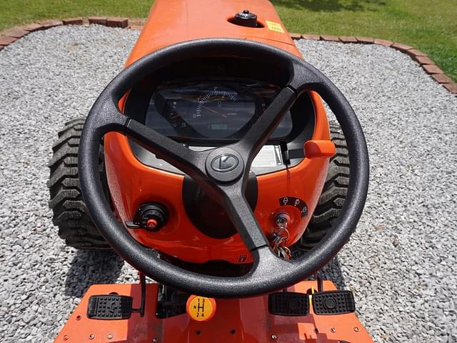 Image of Kubota L4701DT equipment image 4