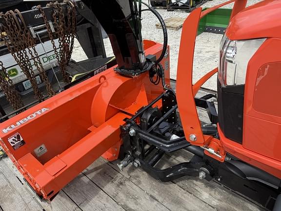 Image of Kubota L6060 equipment image 4