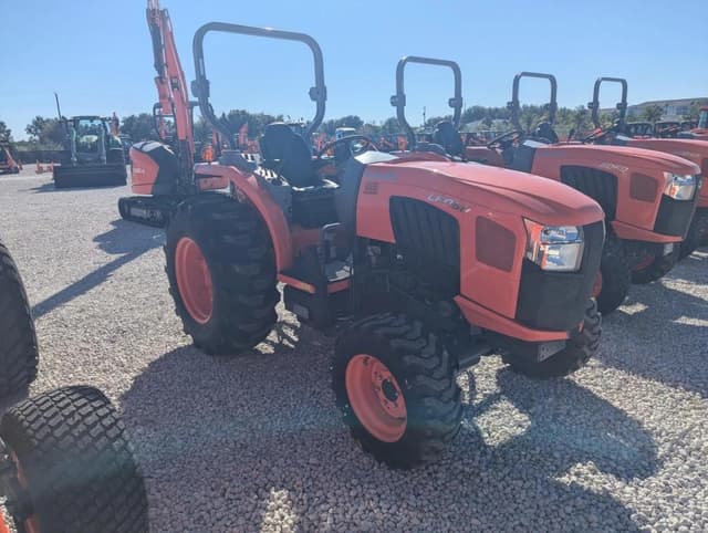 Image of Kubota L6060HST equipment image 4