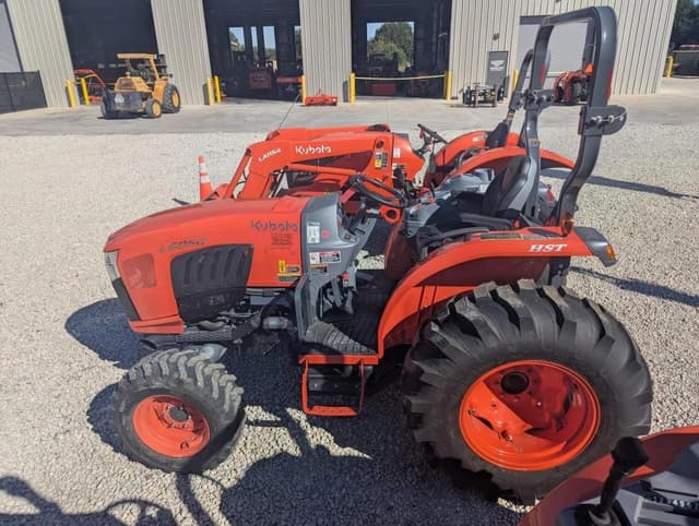 Image of Kubota L6060HST equipment image 1