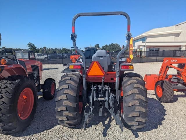 Image of Kubota L6060HST equipment image 3