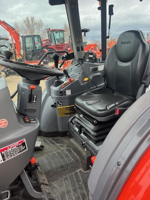 Image of Kubota L6060HSTC equipment image 3
