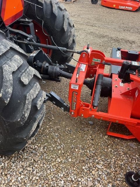 Image of Kubota L6060HSTC equipment image 4