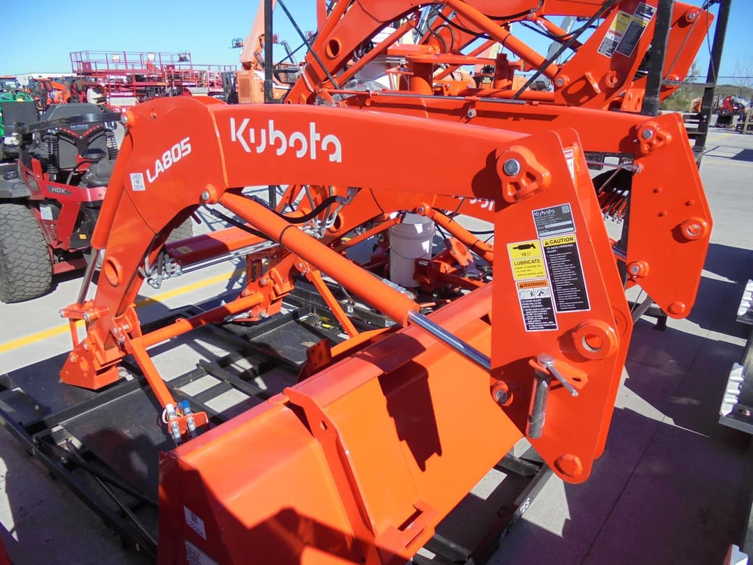 Image of Kubota LA805 Primary image