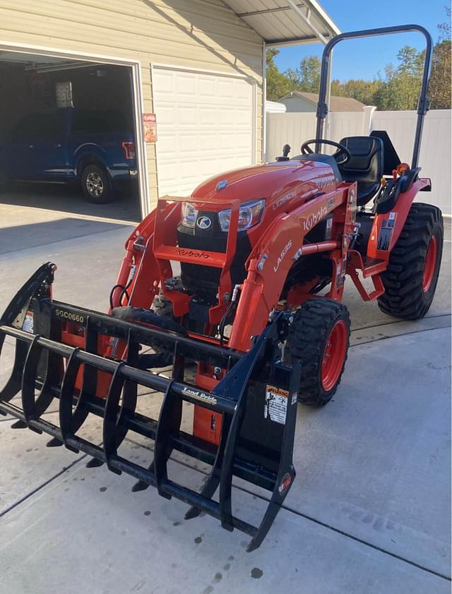 Image of Kubota LX2610SU equipment image 1