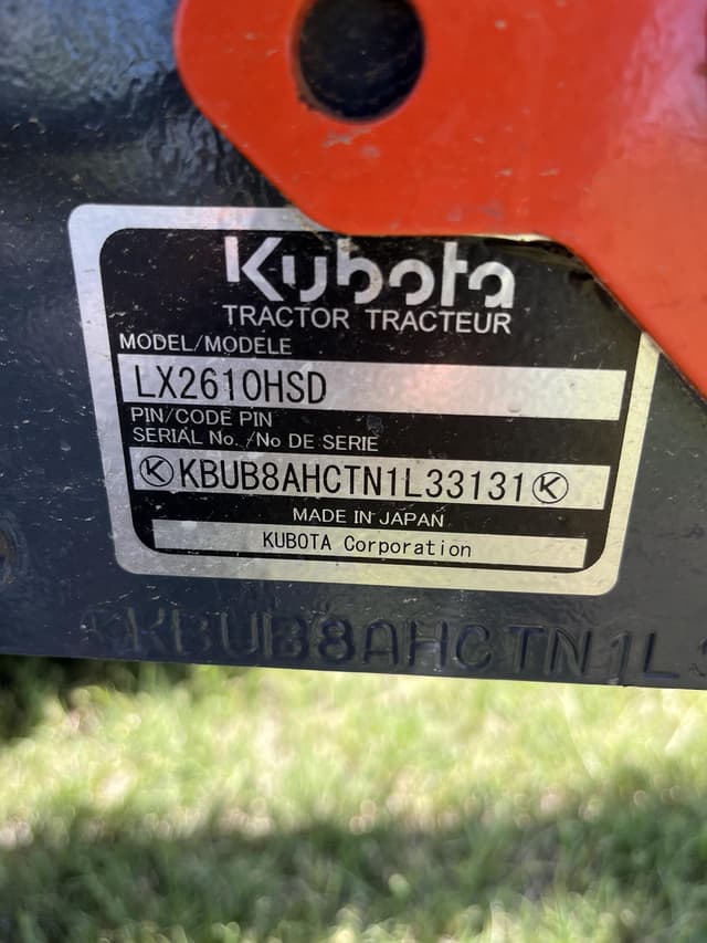 Image of Kubota LX2610HSD equipment image 3