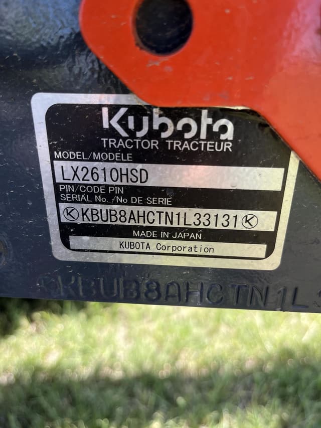 Image of Kubota LX2610HSD equipment image 3