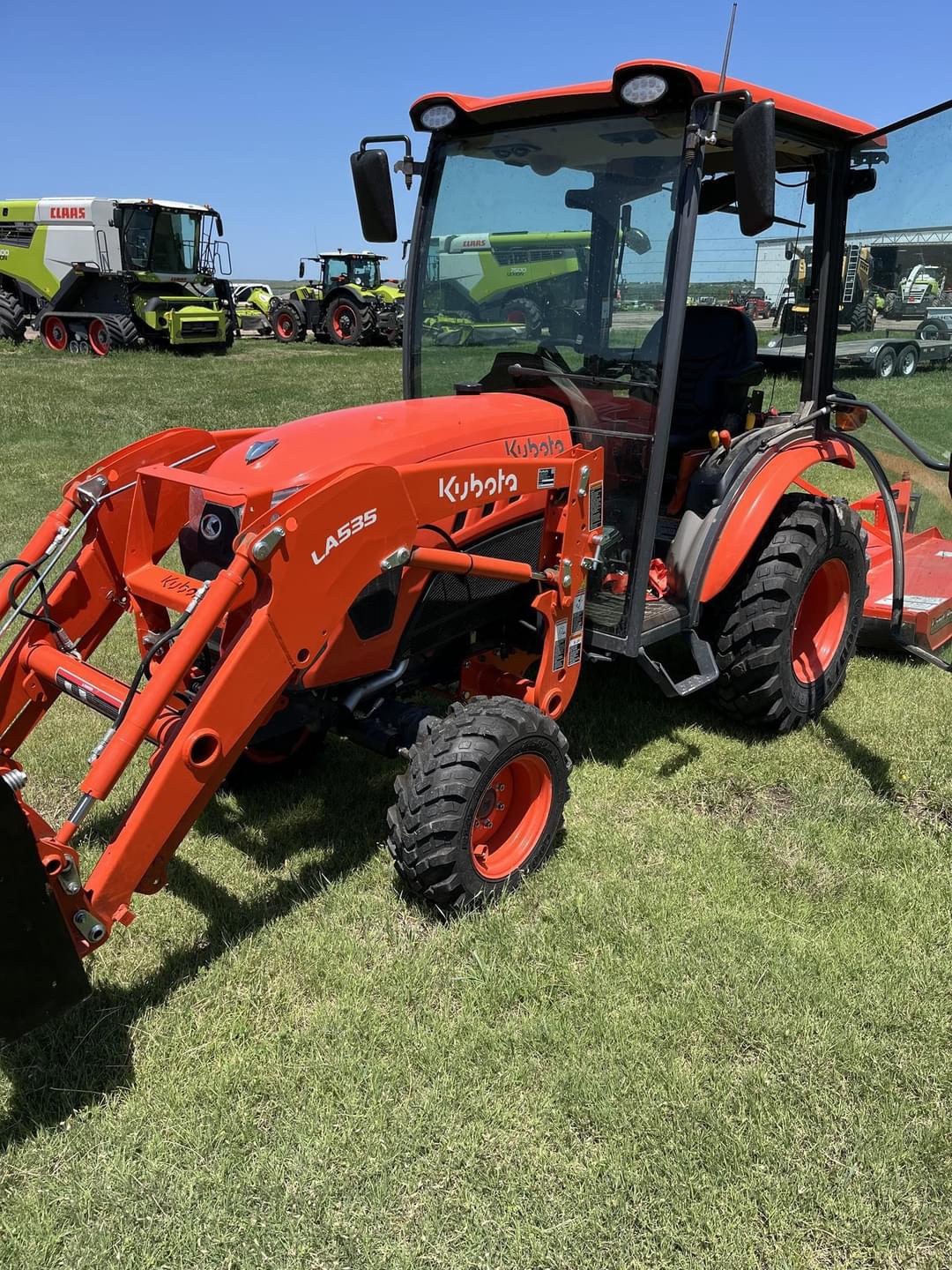 Image of Kubota LX2610HSD Primary image