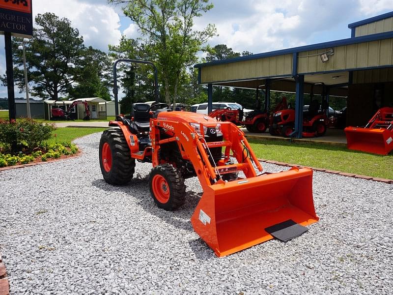 Image of Kubota LX2610SUHSD Primary image