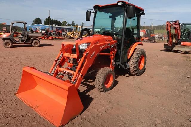 Image of Kubota LX3310 equipment image 3