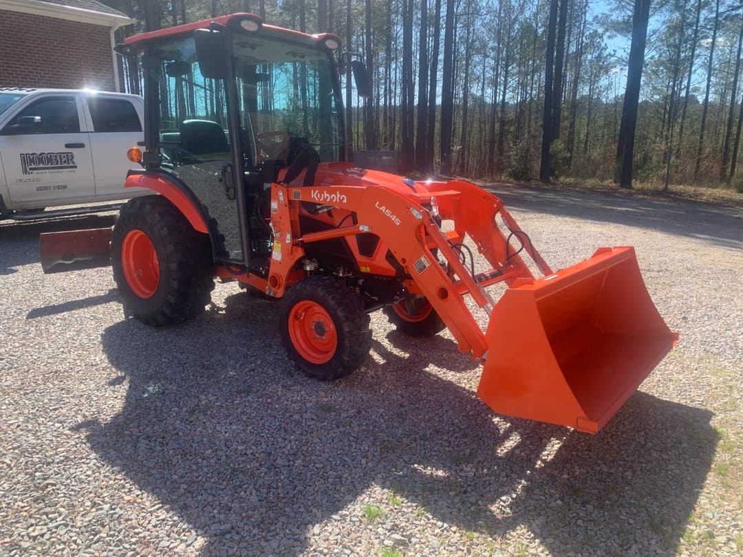 Image of Kubota LX3520HSDC Image 1