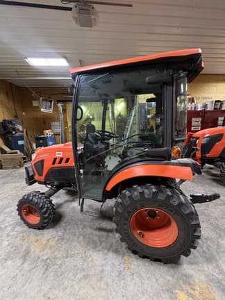 Image of Kubota LX4020 Primary image