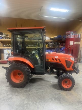 Image of Kubota LX4020 equipment image 1